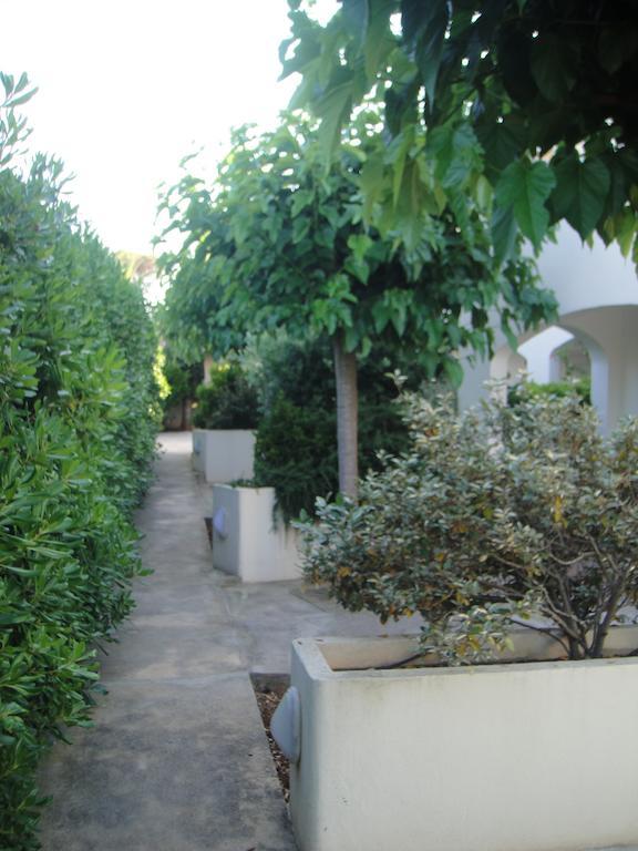 Apartamentos Rayma I-Ii-Iii Cala Blanca  Zewnętrze zdjęcie
