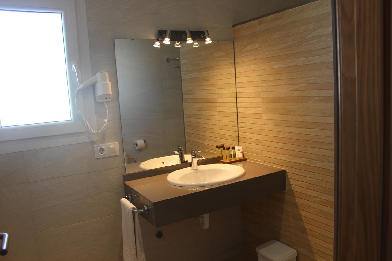 Apartamentos Rayma I-Ii-Iii Cala Blanca  Zewnętrze zdjęcie