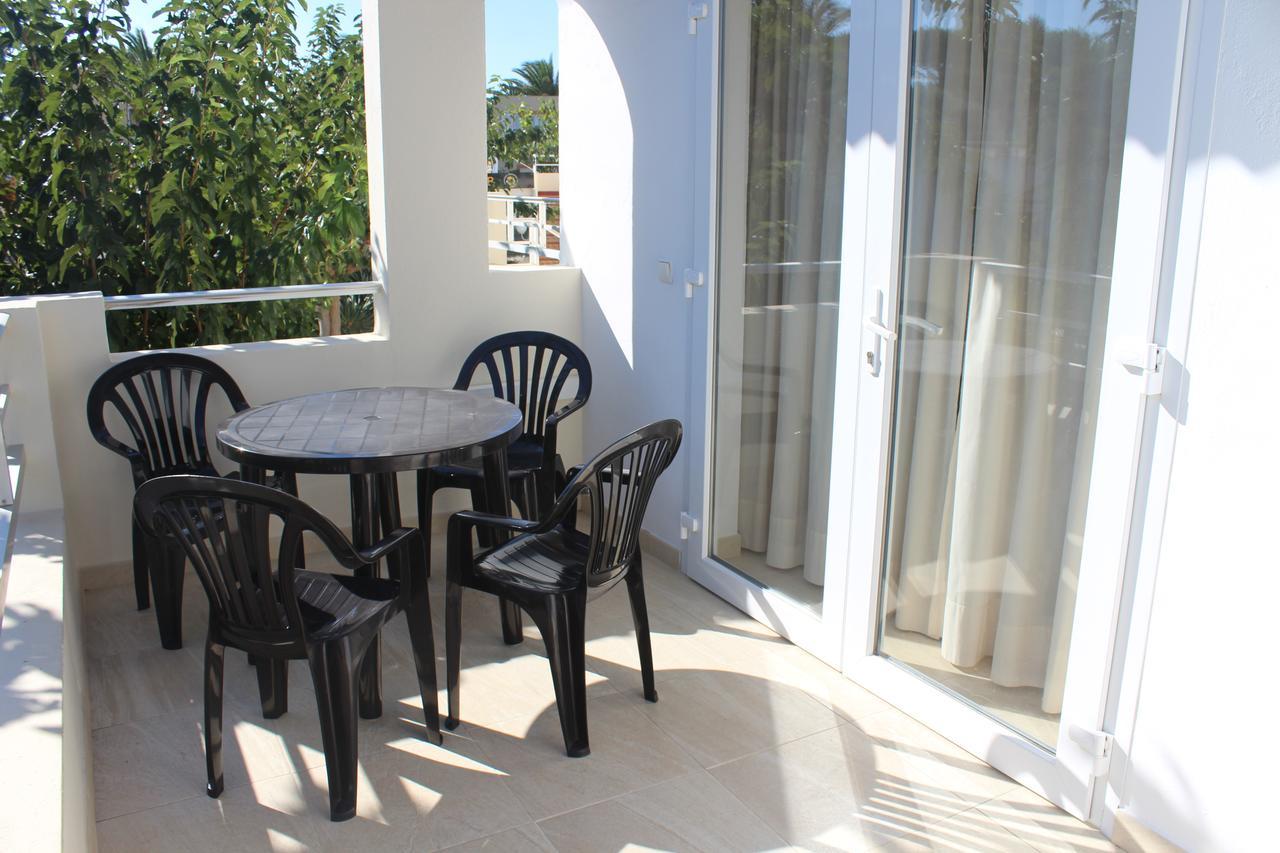 Apartamentos Rayma I-Ii-Iii Cala Blanca  Zewnętrze zdjęcie